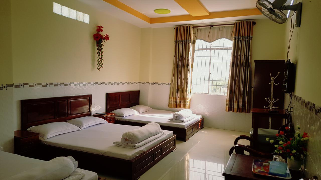 Huynh Nhu Hotel Cà Mau Esterno foto